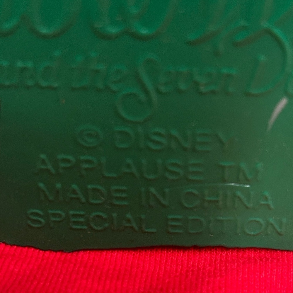Disney Snow White and Prince Special Edition - Picture 2 of 3